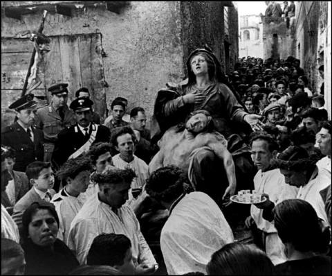 (c) David Seymour / Magnum Photos