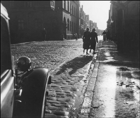 (c) Herbert List / Magnum Photos