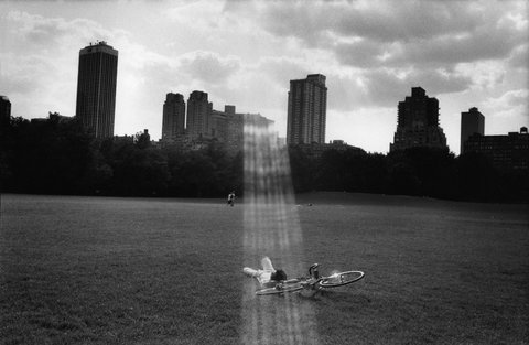 (c) Raymond Depardon / Magnum Photos