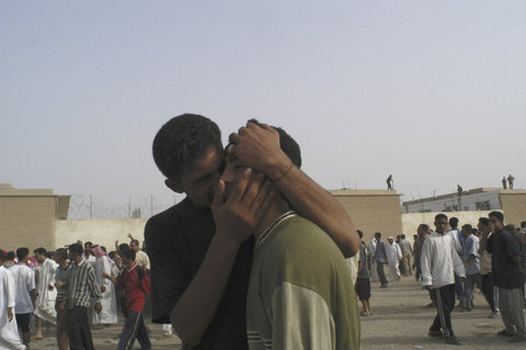 (c) Thomas Dworzak / Magnum Photos