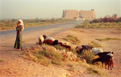 (c) Ian Berry / Magnum Photos