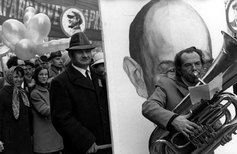 (c) Henri Cartier-Bresson / Magnum Photos