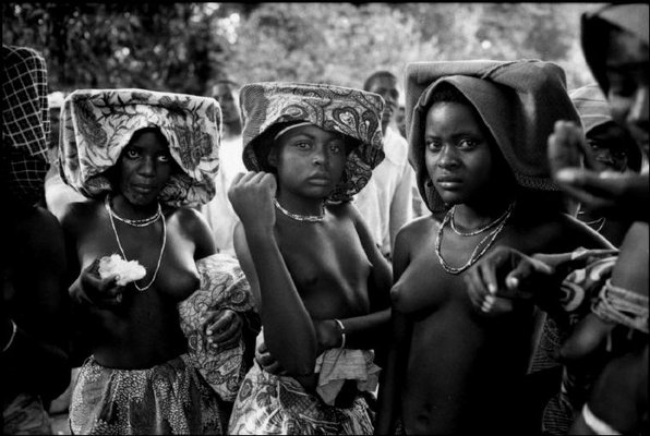 (c) Magnum Photos
