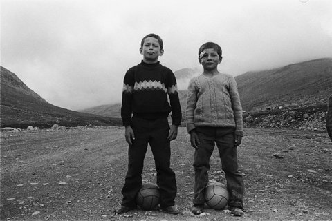 (c) Nikos Economopoulos / Magnum Photos