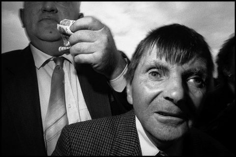 (c) Bruce Gilden / Magnum Photos