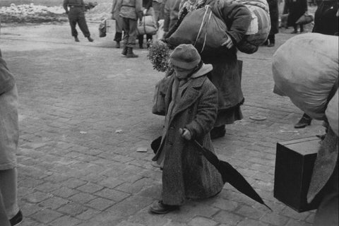 (c) Henri Cartier-Bresson / Magnum Photos