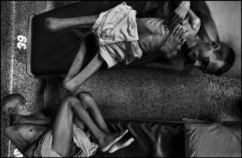 (c) Raghu Rai / Magnum Photos