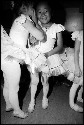 (c) Bruce Gilden / Magnum Photos