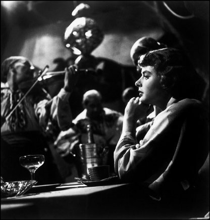 (c) ROBERT  CAPA © 2001 By Cornell Capa / Magnum Photos