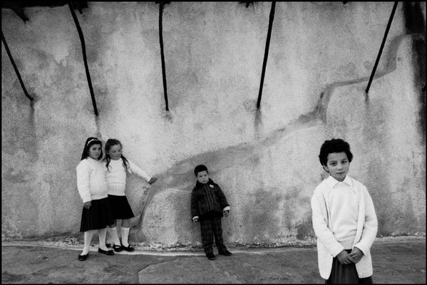(c) Magnum Photos