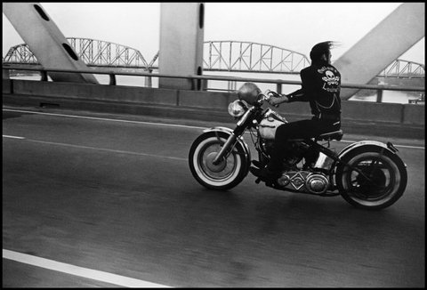 (c) Danny Lyon / Magnum Photos