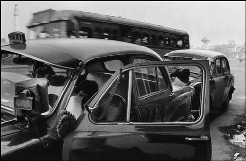 (c) Raghu Rai / Magnum Photos