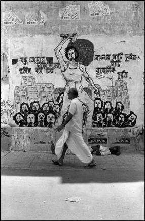 (c) Raghu Rai / Magnum Photos