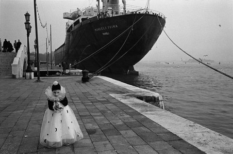 (c) John Vink / Magnum Photos