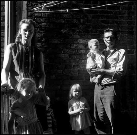 (c) Danny Lyon / Magnum Photos