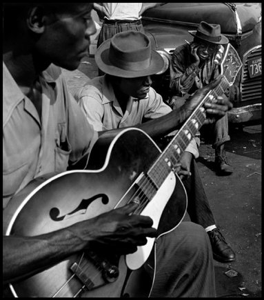 (c) Wayne Miller / Magnum Photos