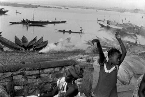 (c) Abbas / Magnum Photos