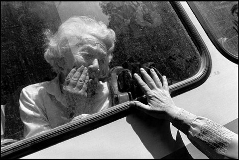 (c) Gilles Peress / Magnum Photos
