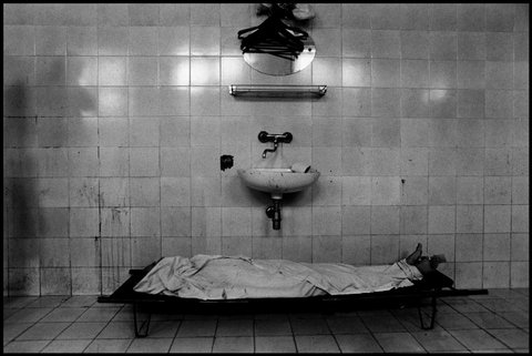 (c) Gilles Peress / Magnum Photos