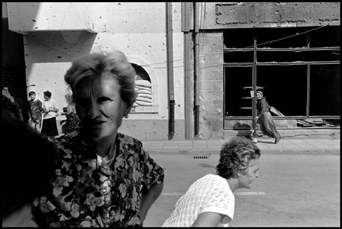 (c) Gilles Peress / Magnum Photos