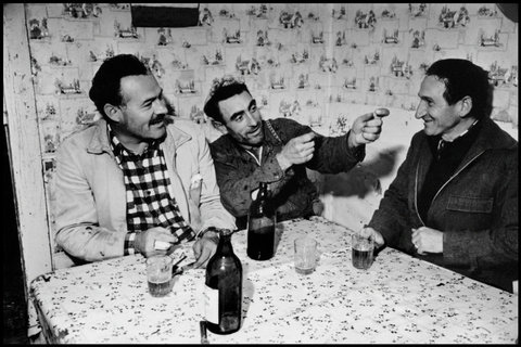 (c) ROBERT  CAPA © 2001 By Cornell Capa / Magnum Photos