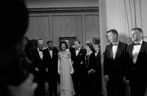 (c) Erich Hartmann / Magnum Photos