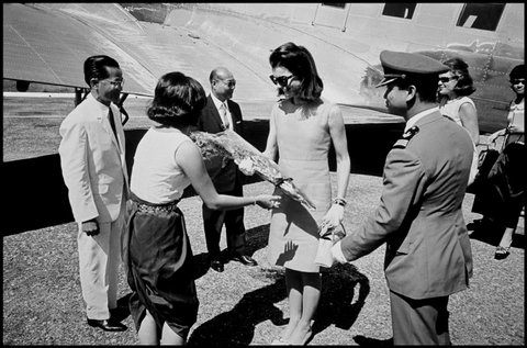 (c) Philip Jones Griffiths  / Magnum Photos