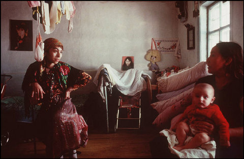 (c) Lise Sarfati / Magnum Photos