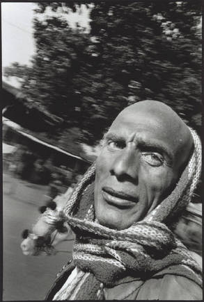 (c) Bruce Gilden / Magnum Photos