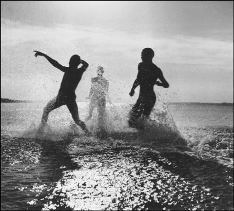 (c) Herbert List / Magnum Photos
