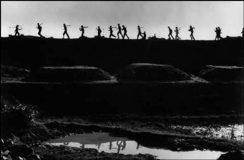 (c) Marc Riboud / Magnum Photos