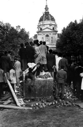 (c) Henri Cartier-Bresson / Magnum Photos