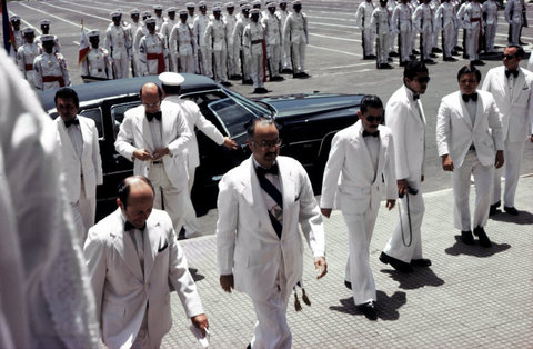 (c) Susan Meiselas / Magnum Photos