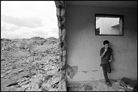 (c) Larry Towell / Magnum Photos