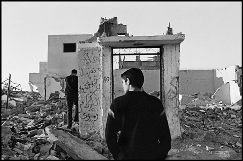 (c) Larry Towell / Magnum Photos