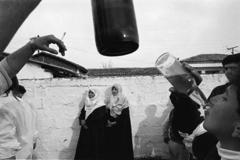 (c) Nikos Economopoulos / Magnum Photos