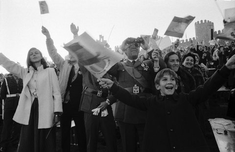 (c) Jean Gaumy / Magnum Photos