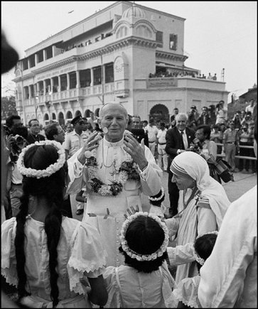 (c) Raghu Rai / Magnum Photos