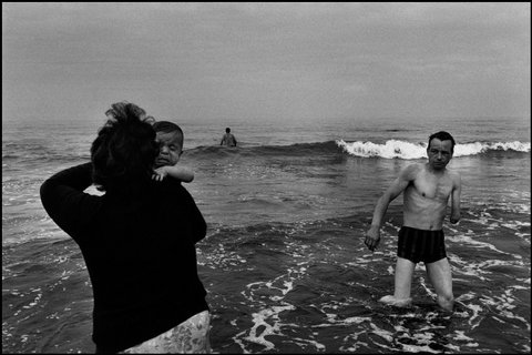 (c) Josef Koudelka / Magnum Photos