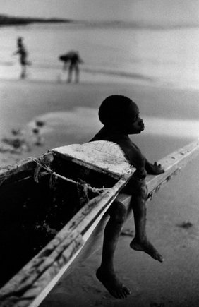 (c) Ian Berry / Magnum Photos