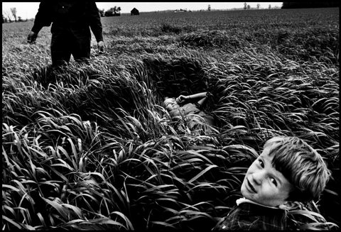 (c) Larry Towell / Magnum Photos
