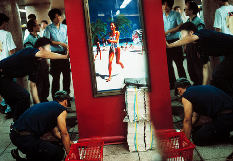 (c) 
Gueorgui Pinkhassov
 / Magnum Photos