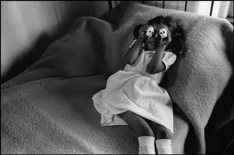 (c) Abbas / Magnum Photos