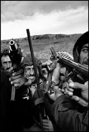 (c) Gilles Peress / Magnum Photos