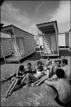 (c) Bruno Barbey / Magnum Photos