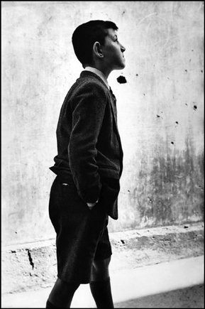 (c) Sergio Larrain / Magnum Photos