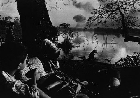 (c) Philip Jones Griffiths  / Magnum Photos