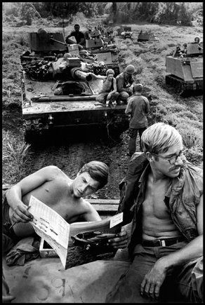 (c) Philip Jones Griffiths  / Magnum Photos