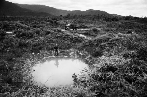(c) Philip Jones Griffiths / Magnum Photos