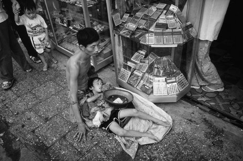 (c) Philip Jones Griffiths / Magnum Photos
